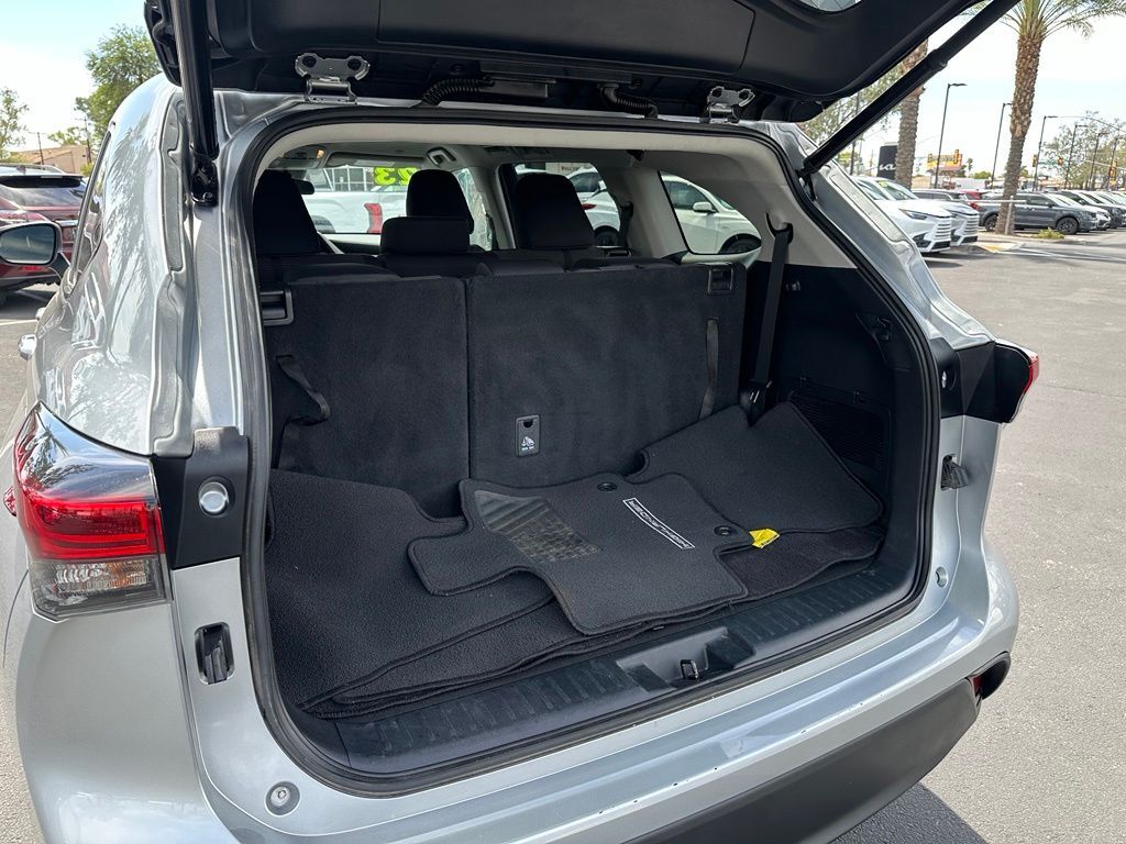 2023 Toyota Highlander LE Tucson AZ