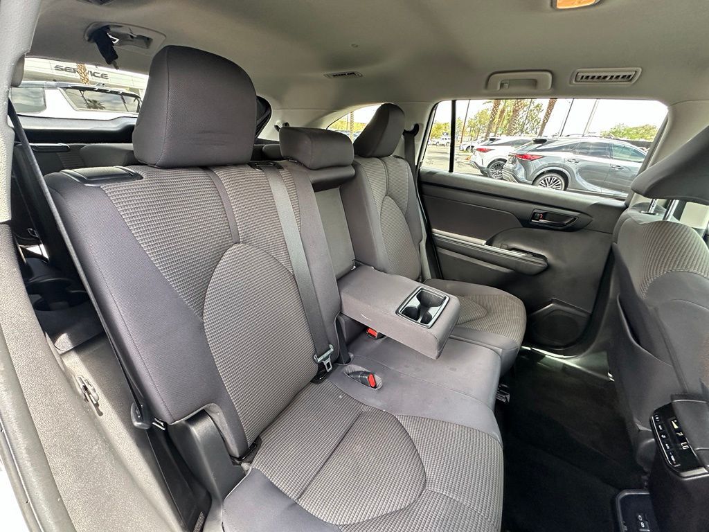 2023 Toyota Highlander LE Tucson AZ