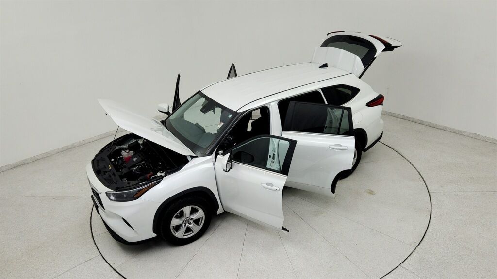 2023 Toyota Highlander LE Laurel MD