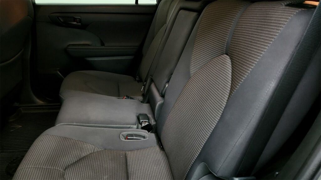 2023 Toyota Highlander LE Laurel MD