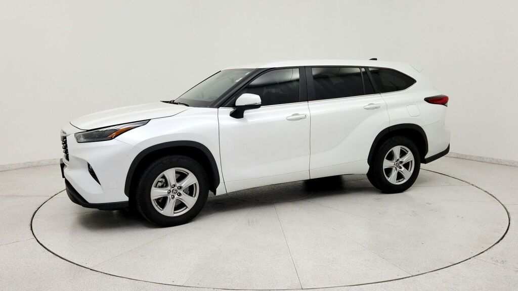 2023 Toyota Highlander LE Laurel MD