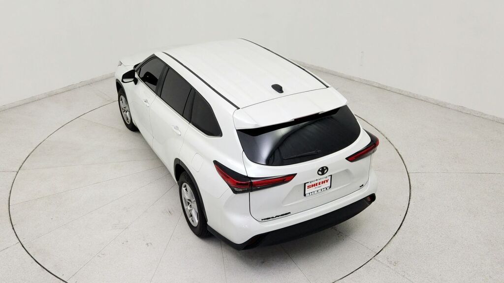 2023 Toyota Highlander LE Laurel MD