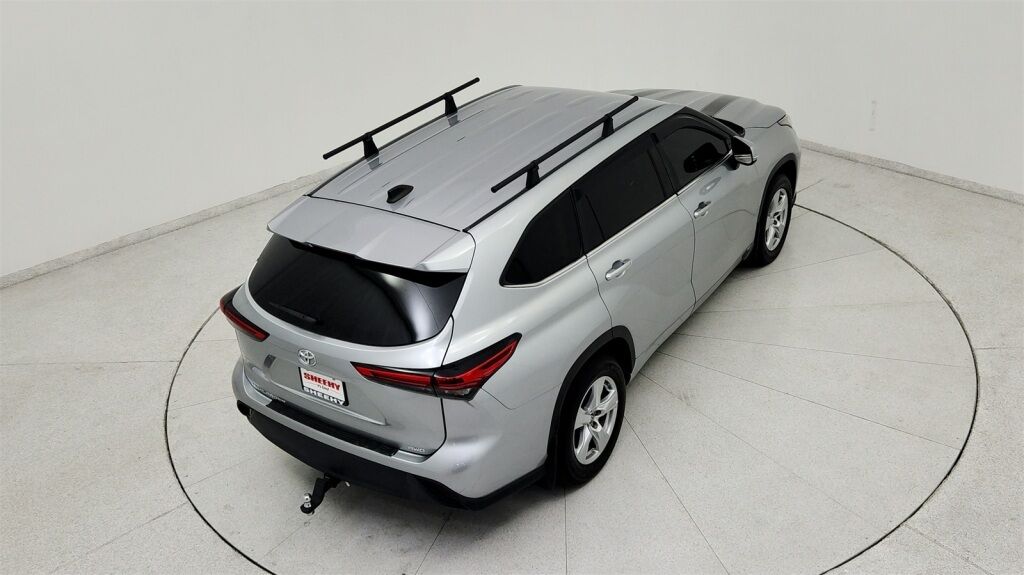 2023 Toyota Highlander LE Laurel MD