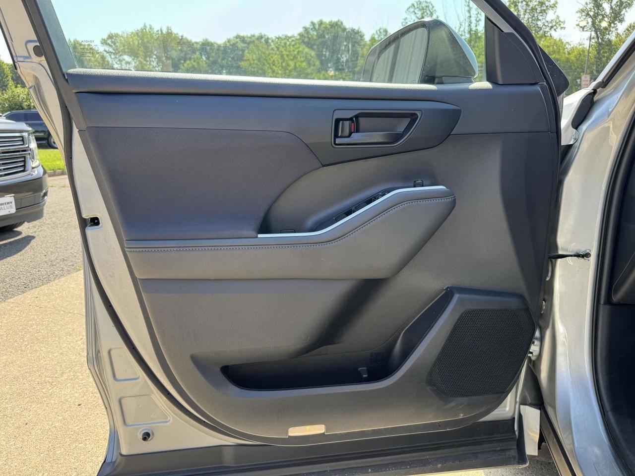 2023 Toyota Highlander LE Fredericksburg VA