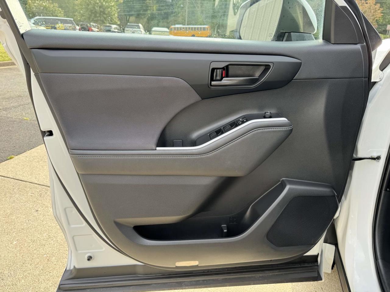 2023 Toyota Highlander LE Fredericksburg VA