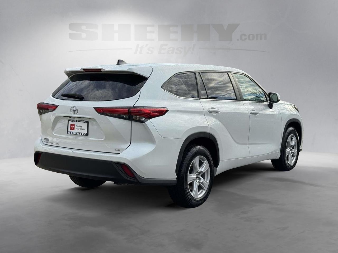 2023 Toyota Highlander LE Fredericksburg VA