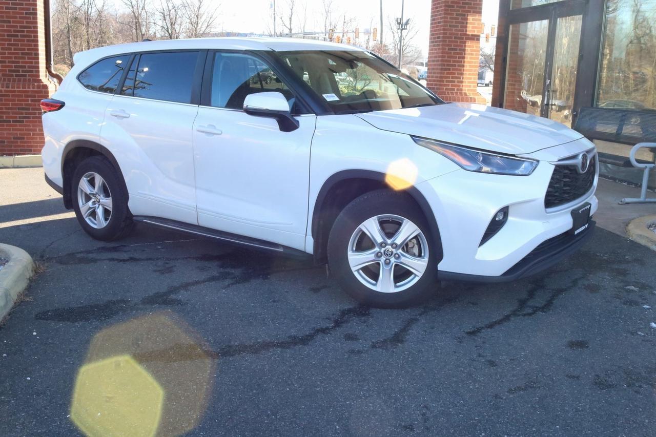 2023 Toyota Highlander LE