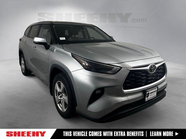 2023 Toyota Highlander LE