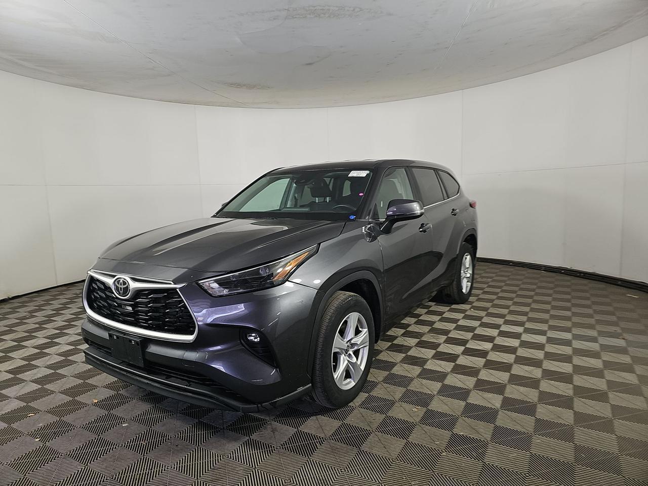 2023 Toyota Highlander LE Stafford VA