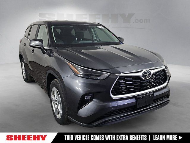 2023 Toyota Highlander LE