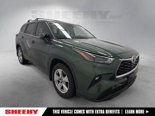 2023 Toyota Highlander LE