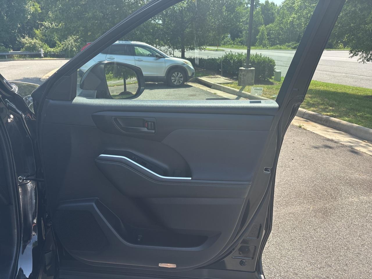 2023 Toyota Highlander LE Ashland VA