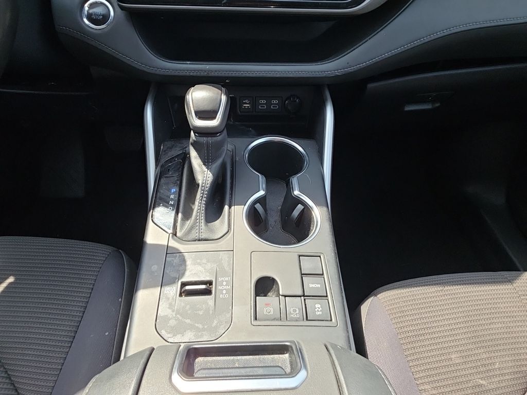 2023 Toyota Highlander LE Cockeysville MD