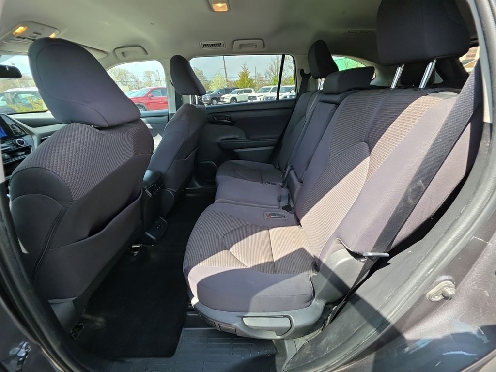 2023 Toyota Highlander LE Cockeysville MD