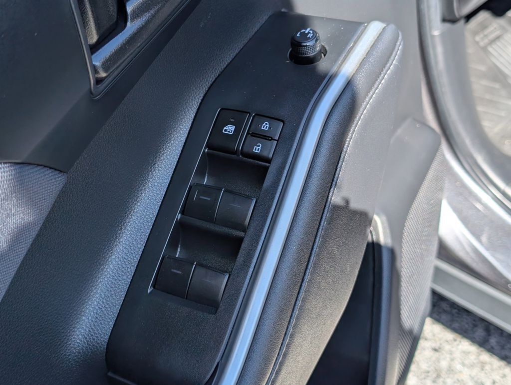 2023 Toyota Highlander LE Cockeysville MD
