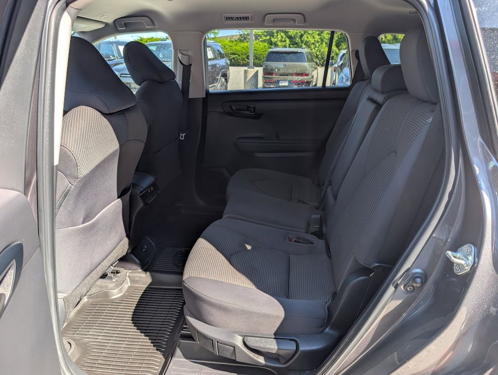 2023 Toyota Highlander LE Cockeysville MD