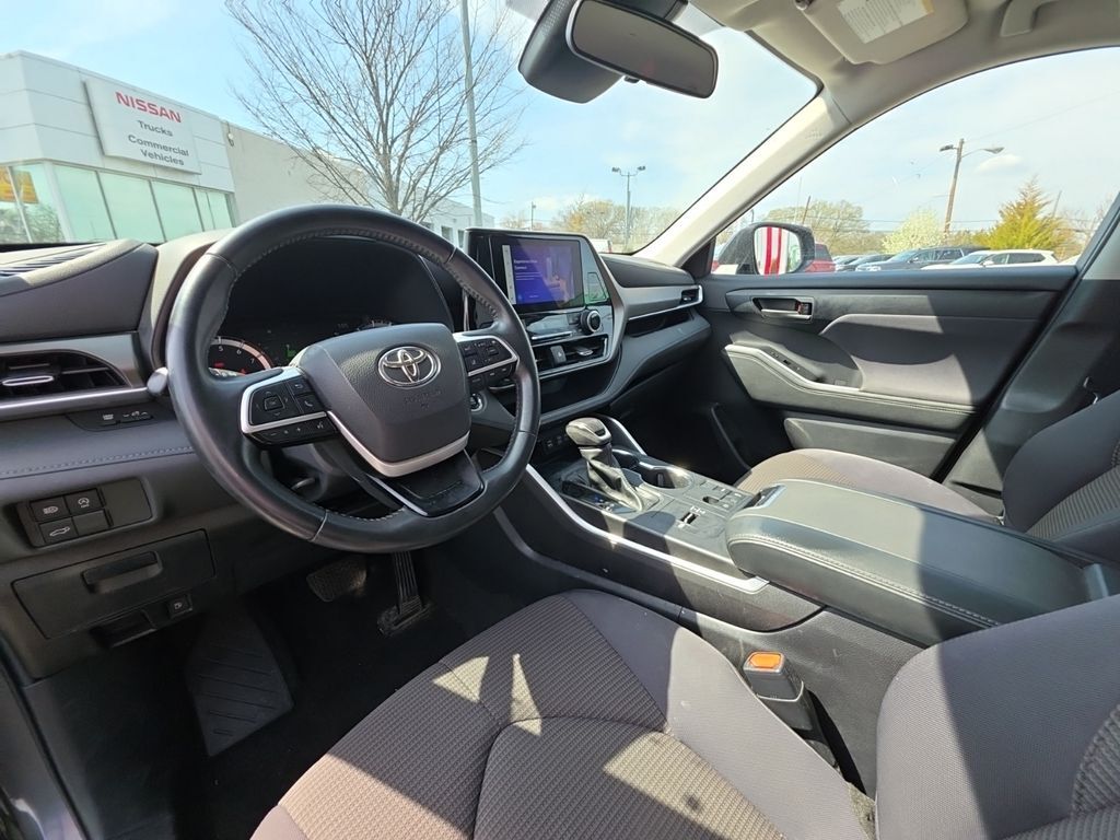 2023 Toyota Highlander LE Cockeysville MD