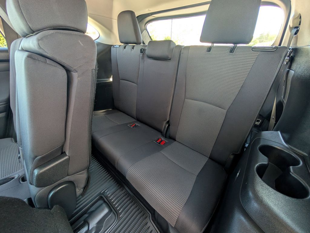 2023 Toyota Highlander LE Cockeysville MD
