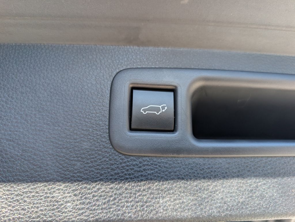 2023 Toyota Highlander LE Cockeysville MD