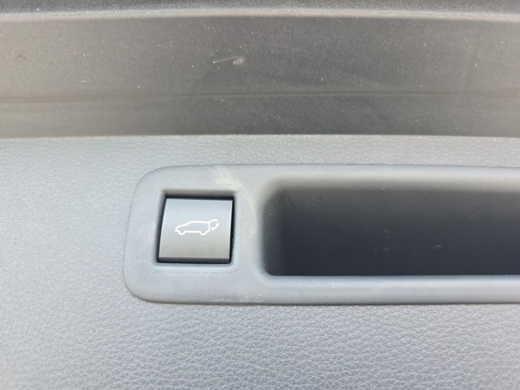 2023 Toyota Highlander LE Cockeysville MD