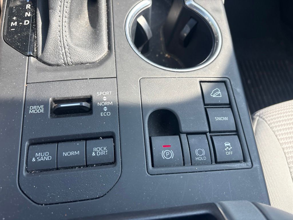 2023 Toyota Highlander LE Cockeysville MD