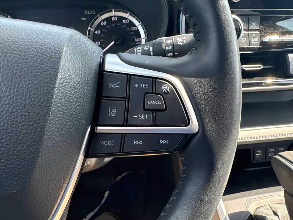 2023 Toyota Highlander LE Cockeysville MD