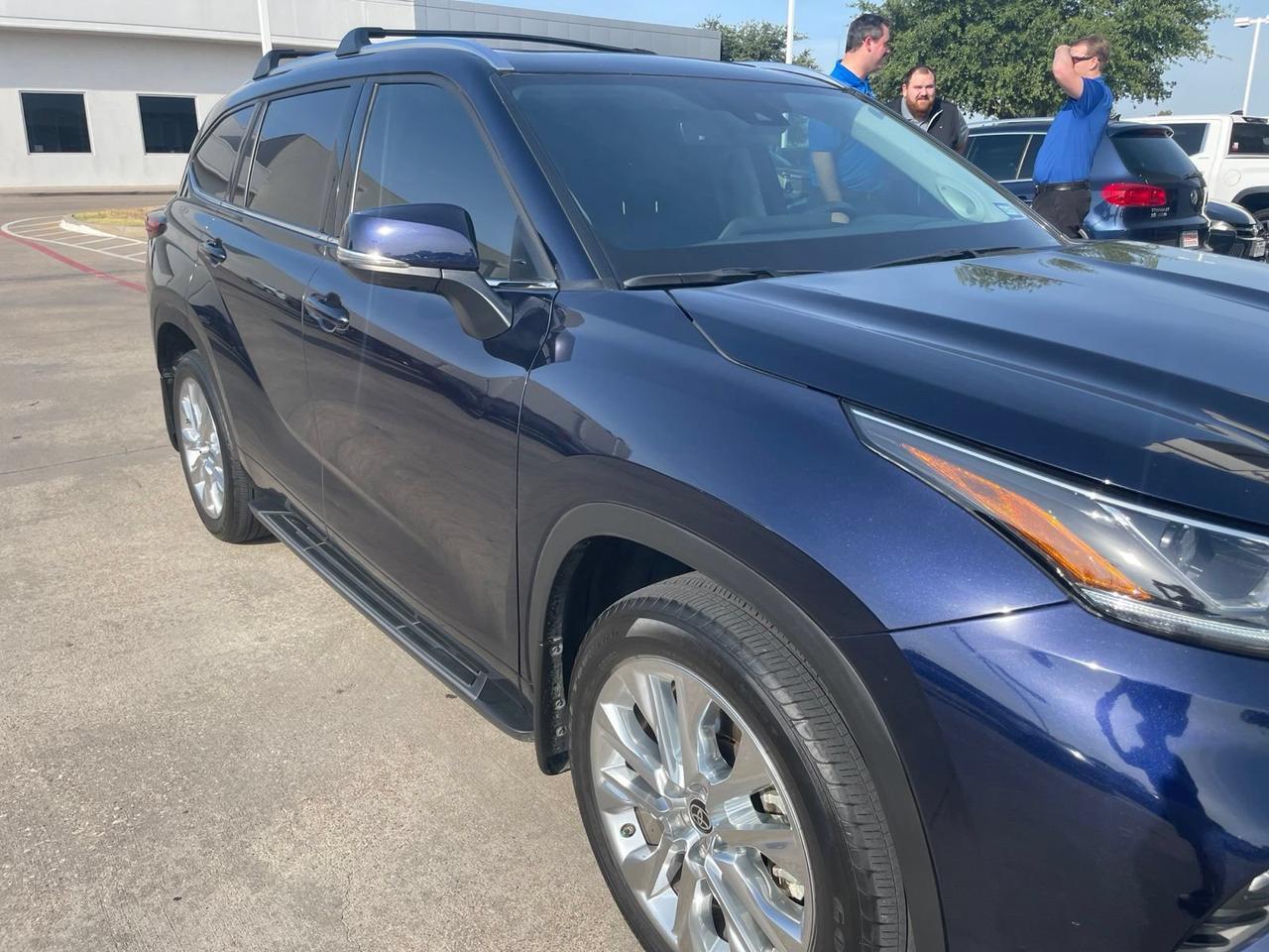 2023 Toyota Highlander Limited Hurst TX