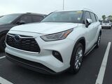 2023 Toyota Highlander Limited Oshkosh WI