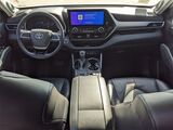 2023 Toyota Highlander Limited Oshkosh WI