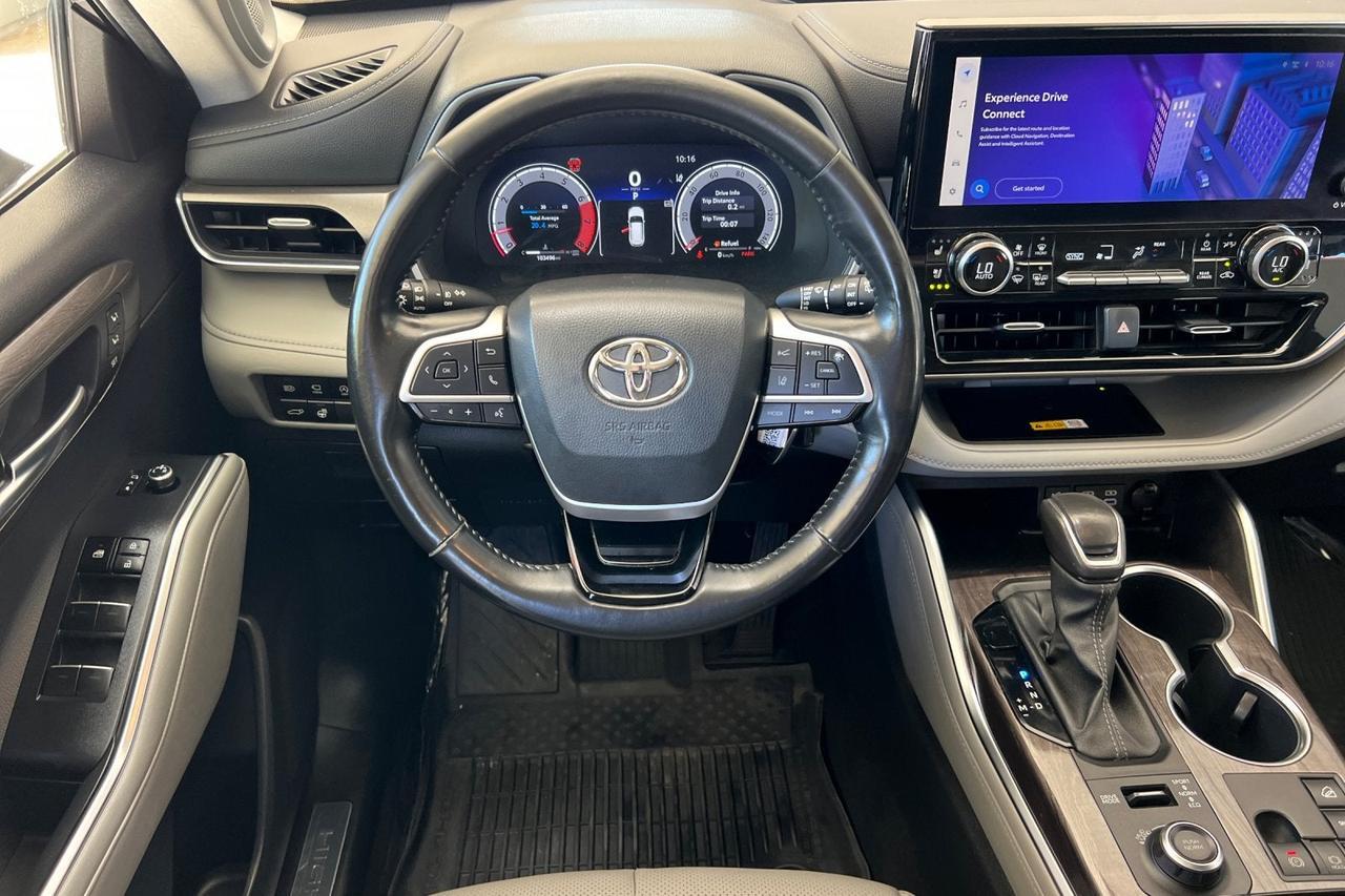 2023 Toyota Highlander Limited Roseville CA