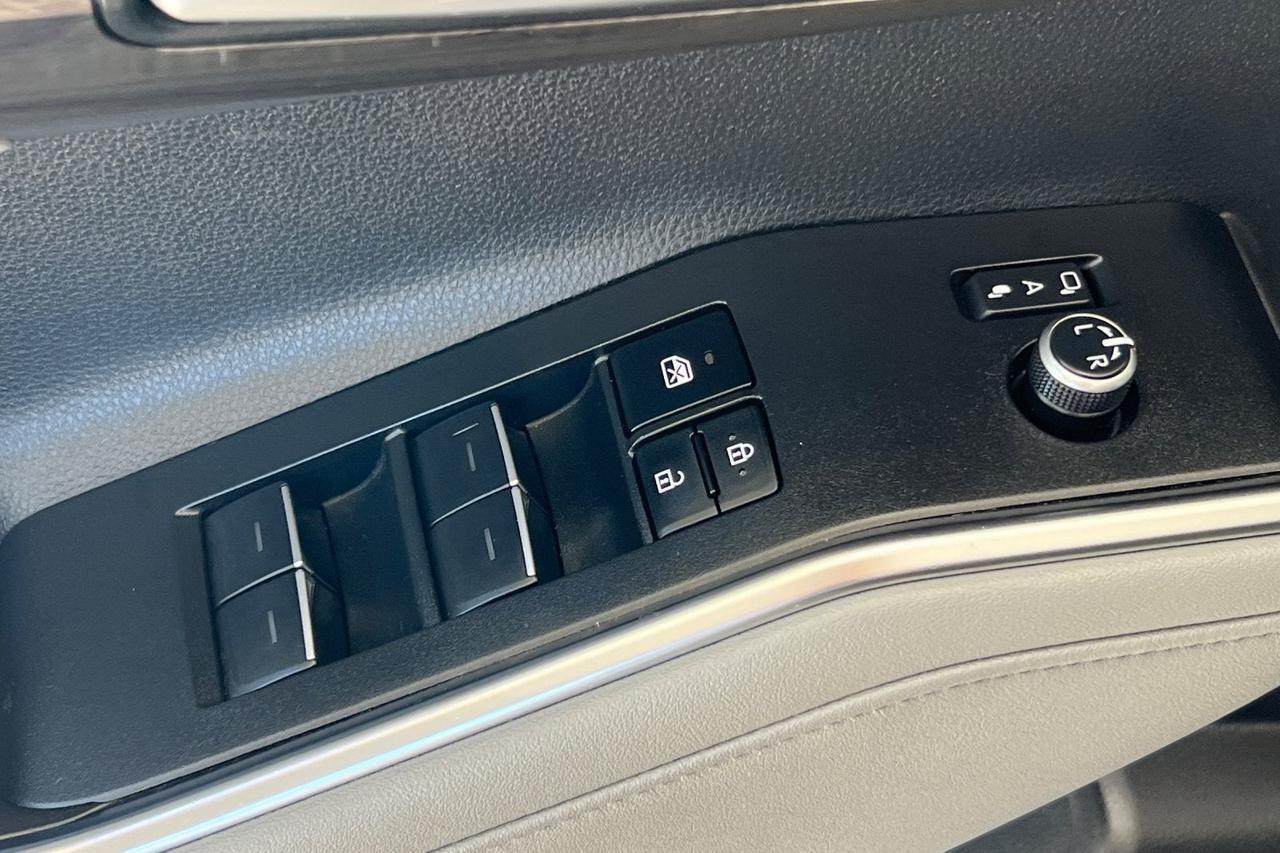 2023 Toyota Highlander Limited Roseville CA