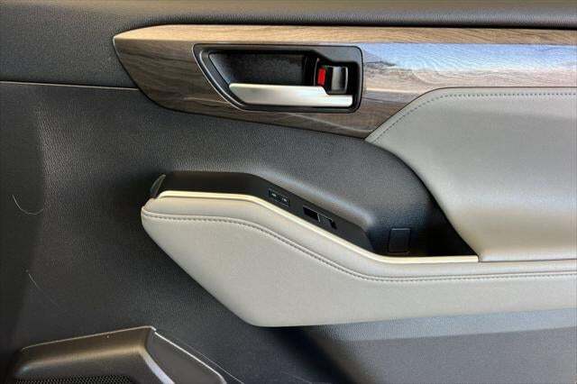 2023 Toyota Highlander Limited Roseville CA
