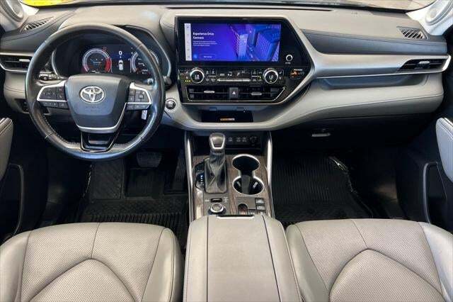 2023 Toyota Highlander Limited Roseville CA