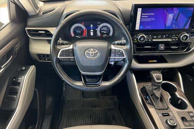 2023 Toyota Highlander Limited Roseville CA