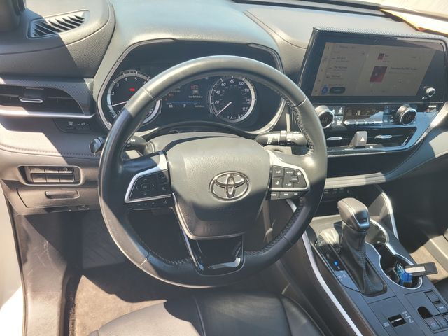 2023 Toyota Highlander Limited Roseville CA