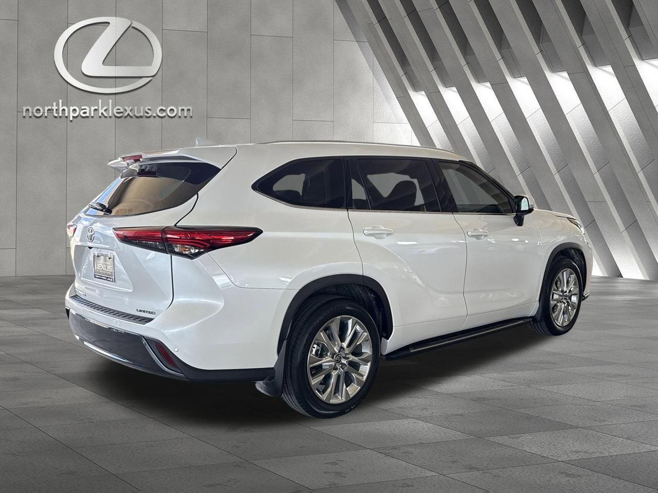 2023 Toyota Highlander Limited San Antonio TX