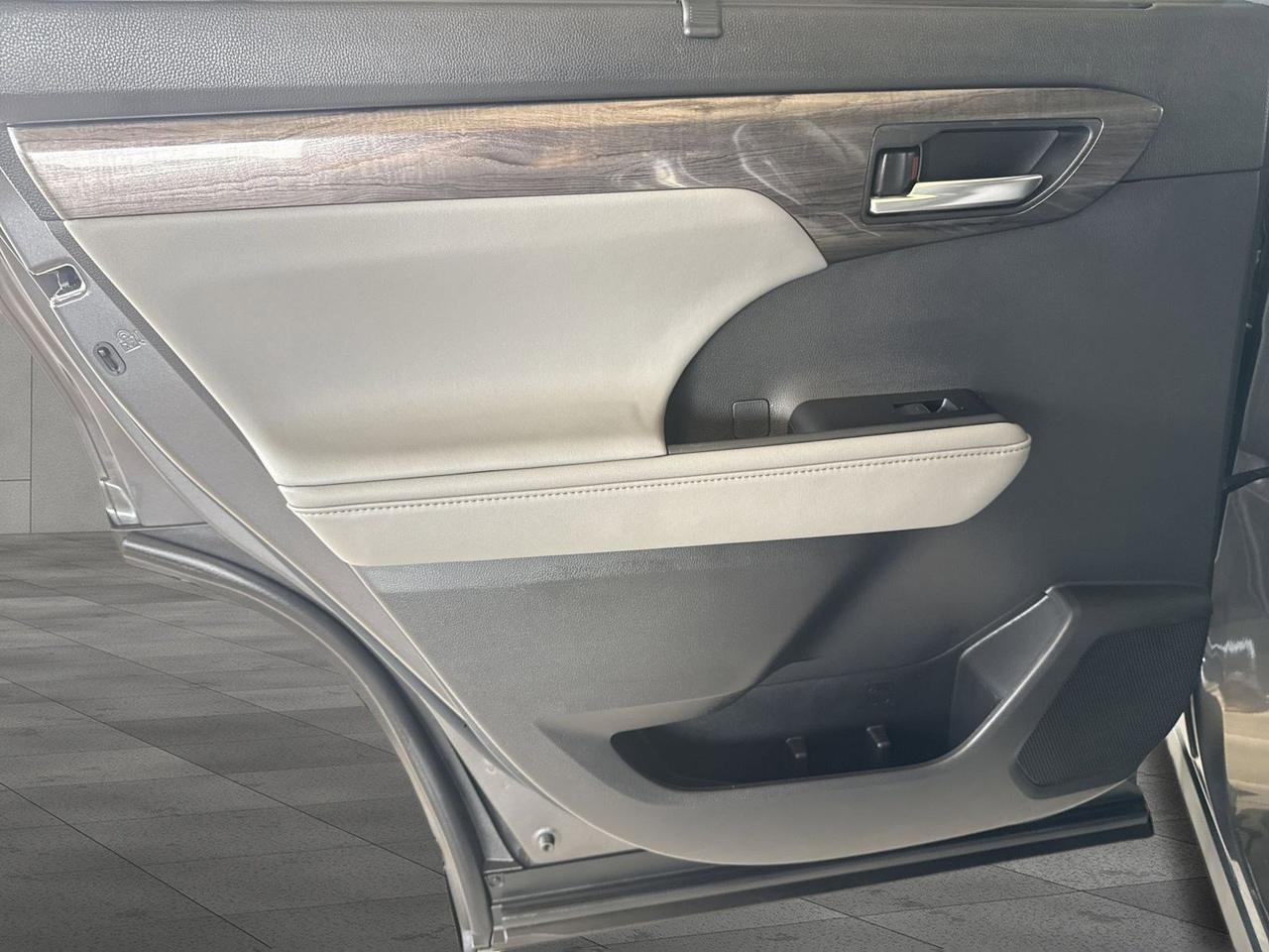 2023 Toyota Highlander Limited San Antonio TX