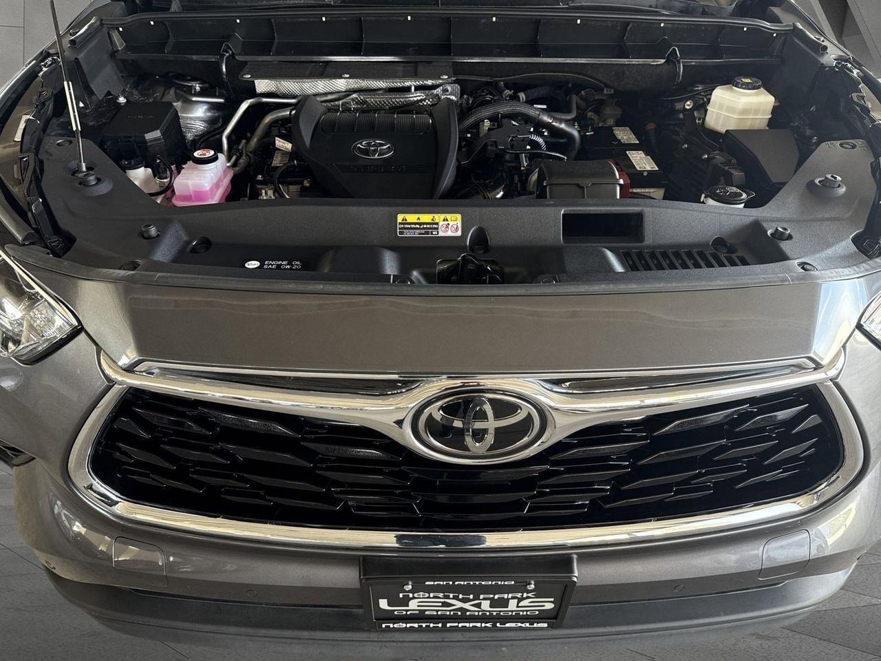 2023 Toyota Highlander Limited San Antonio TX