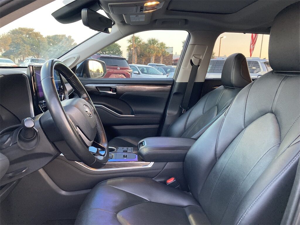 2023 Toyota Highlander Limited San Antonio TX