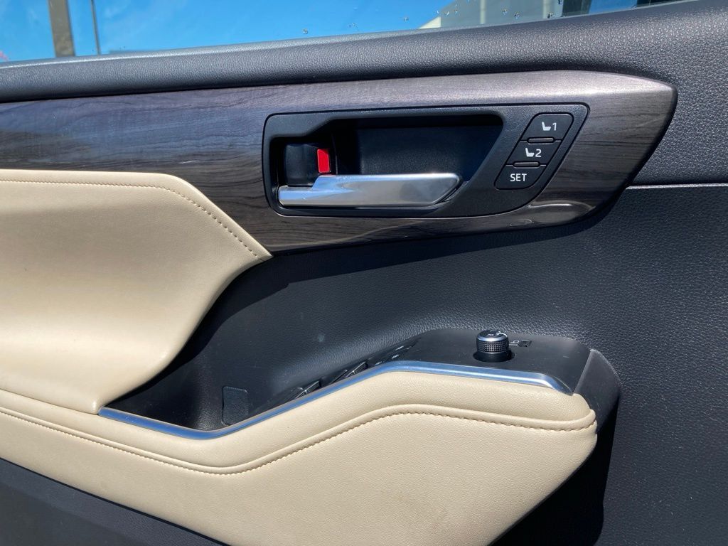 2023 Toyota Highlander Limited San Antonio TX