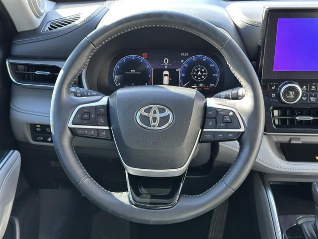 2023 Toyota Highlander Limited Tucson AZ