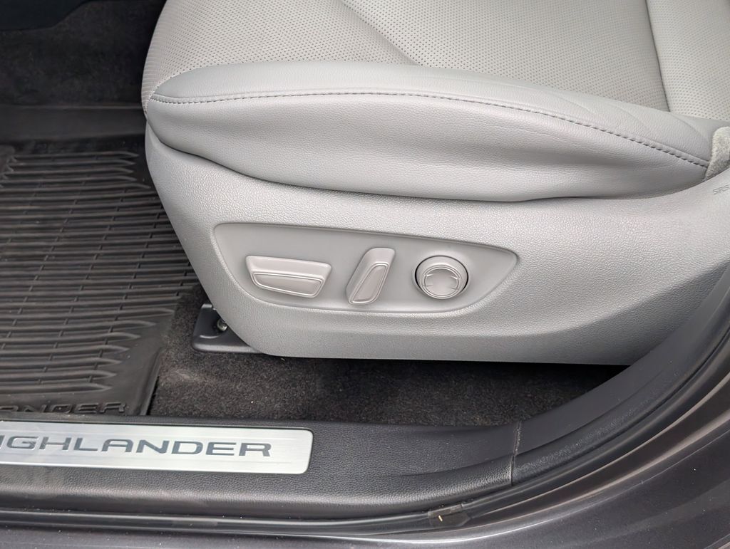 2023 Toyota Highlander Limited Cockeysville MD