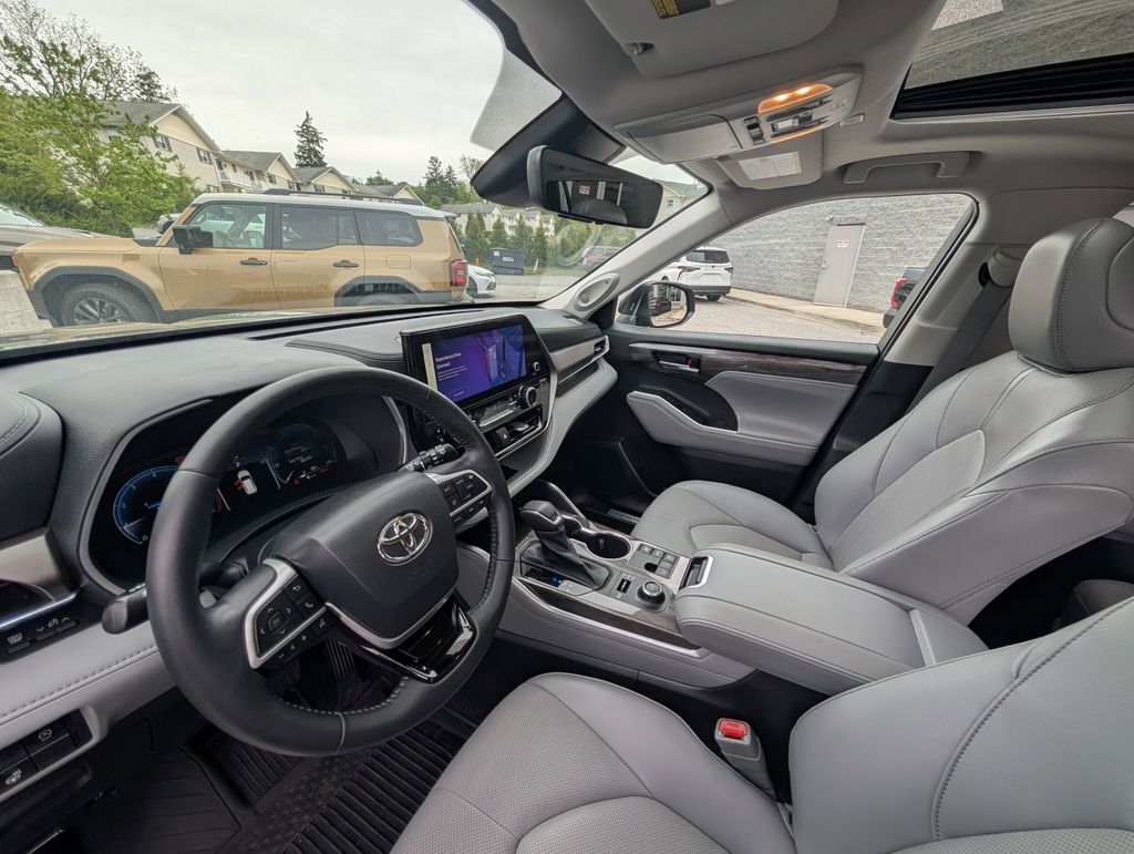 2023 Toyota Highlander Limited Cockeysville MD