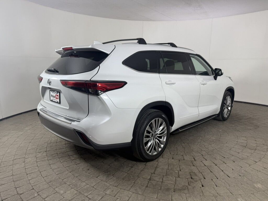 2023 Toyota Highlander Platinum AWD (Natl) Maumee OH