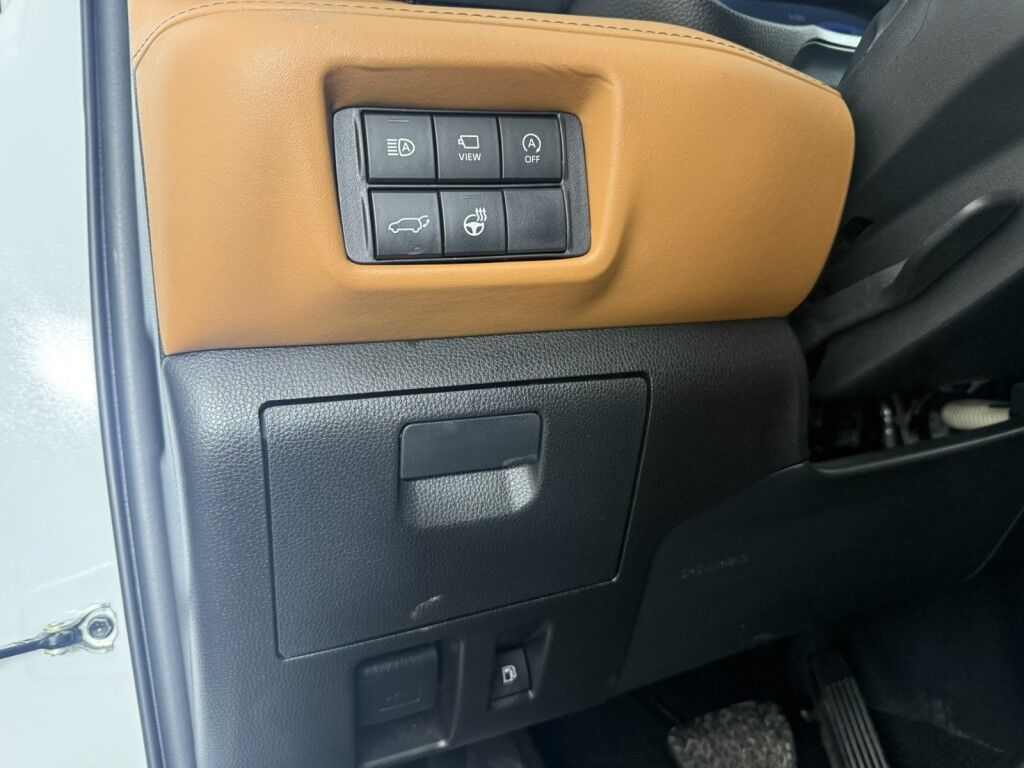 2023 Toyota Highlander Platinum AWD (Natl) Maumee OH