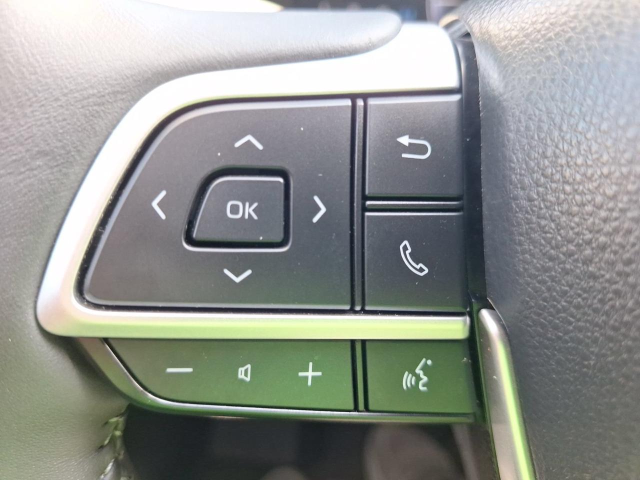 2023 Toyota Highlander Platinum Hurst TX