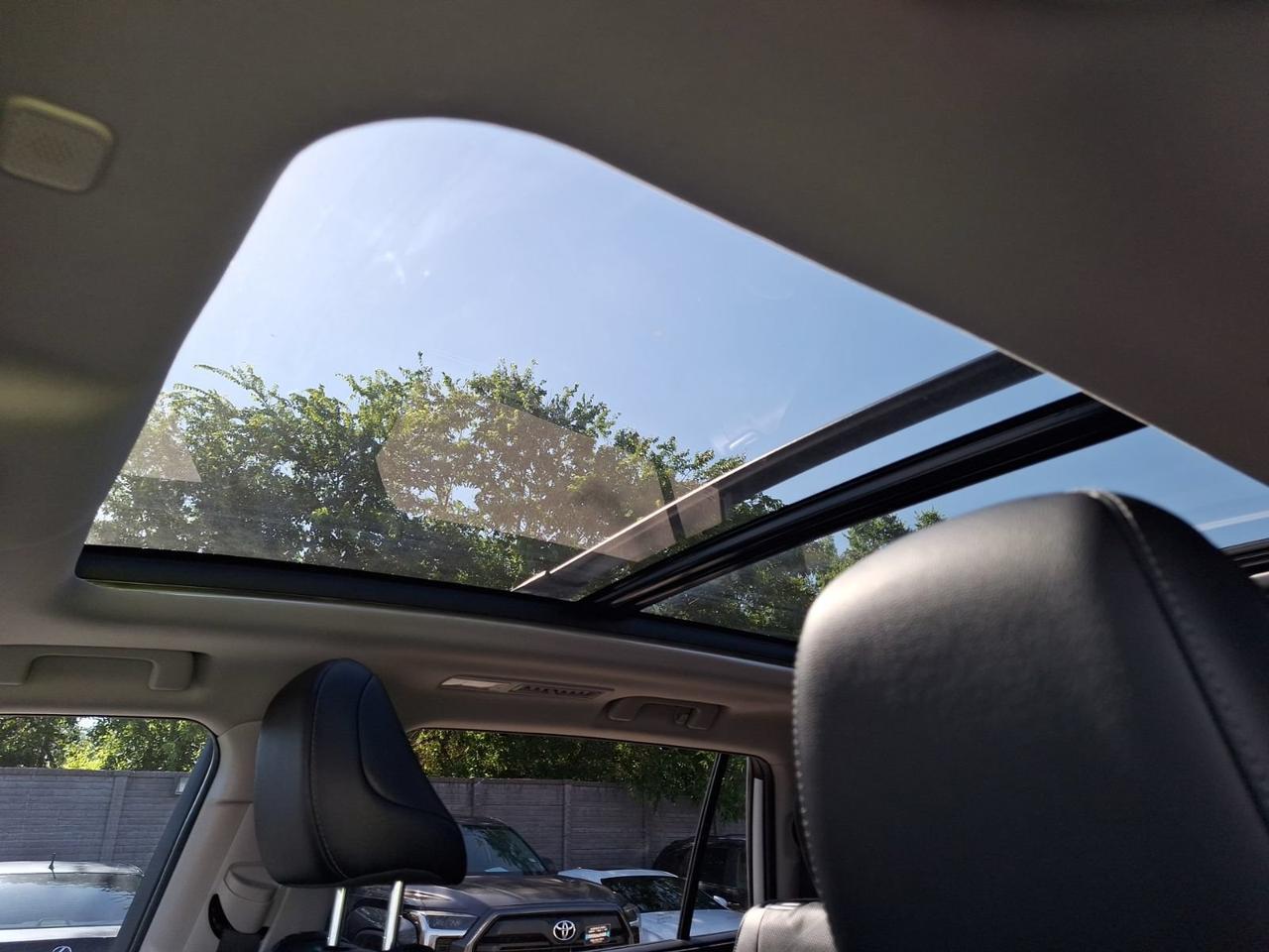 2023 Toyota Highlander Platinum Hurst TX