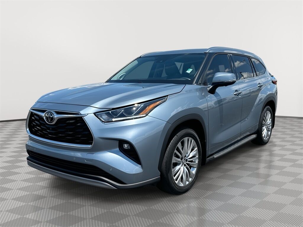 2023 Toyota Highlander Platinum