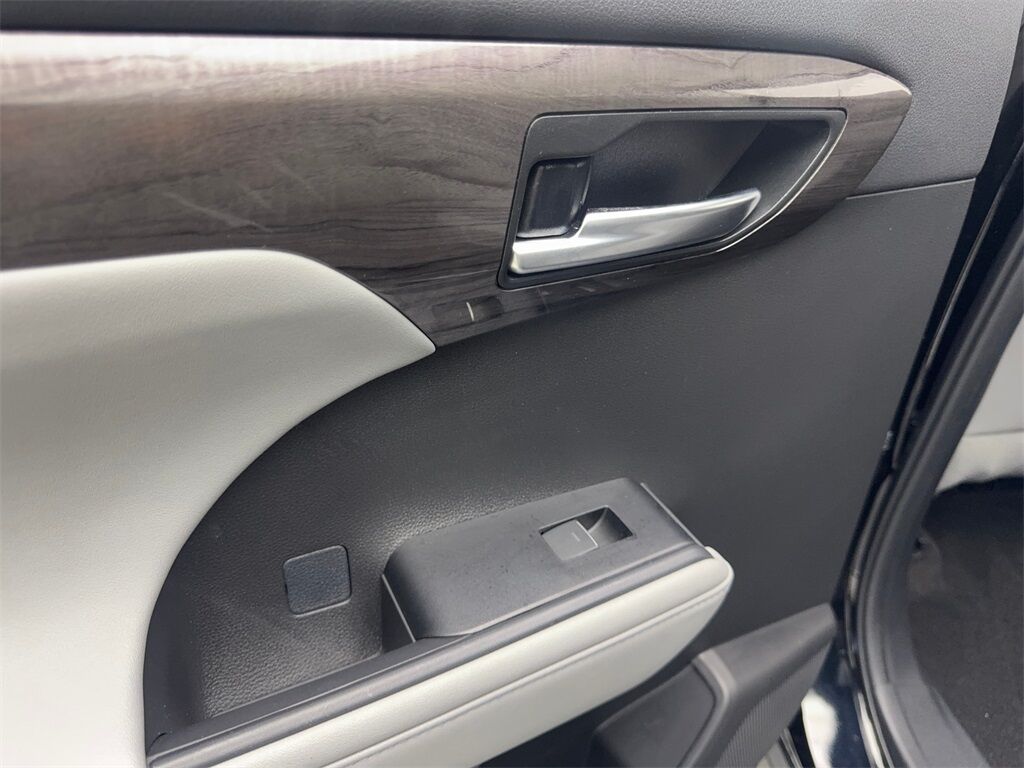 2023 Toyota Highlander Platinum Irving TX