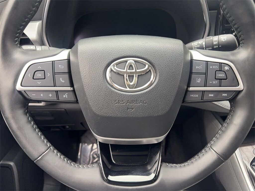 2023 Toyota Highlander Platinum Irving TX